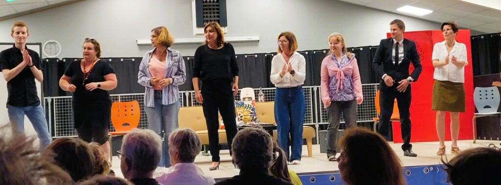 Ateliers théâtre - Salut